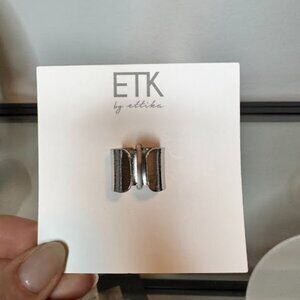 NWT Ettika Silver Open Ended Ring Size 7